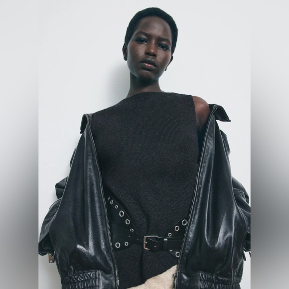 Zara Black Grommet-Detail Wide Leather Belt main image 5